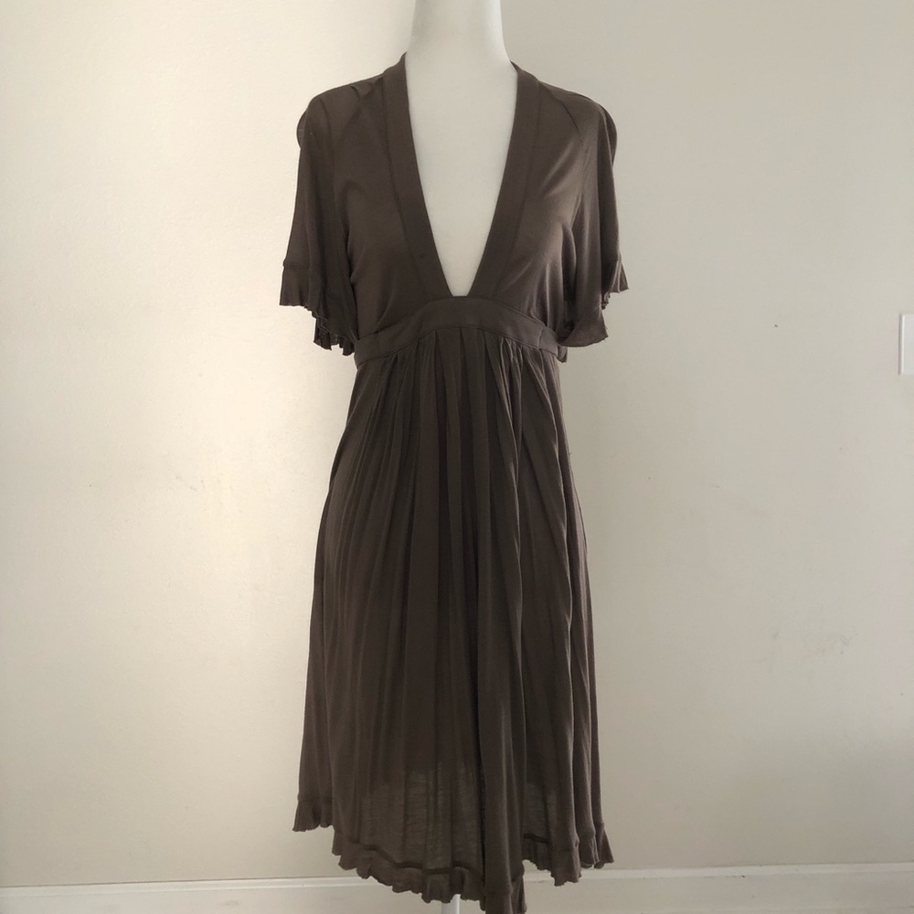 Brown vneck dress